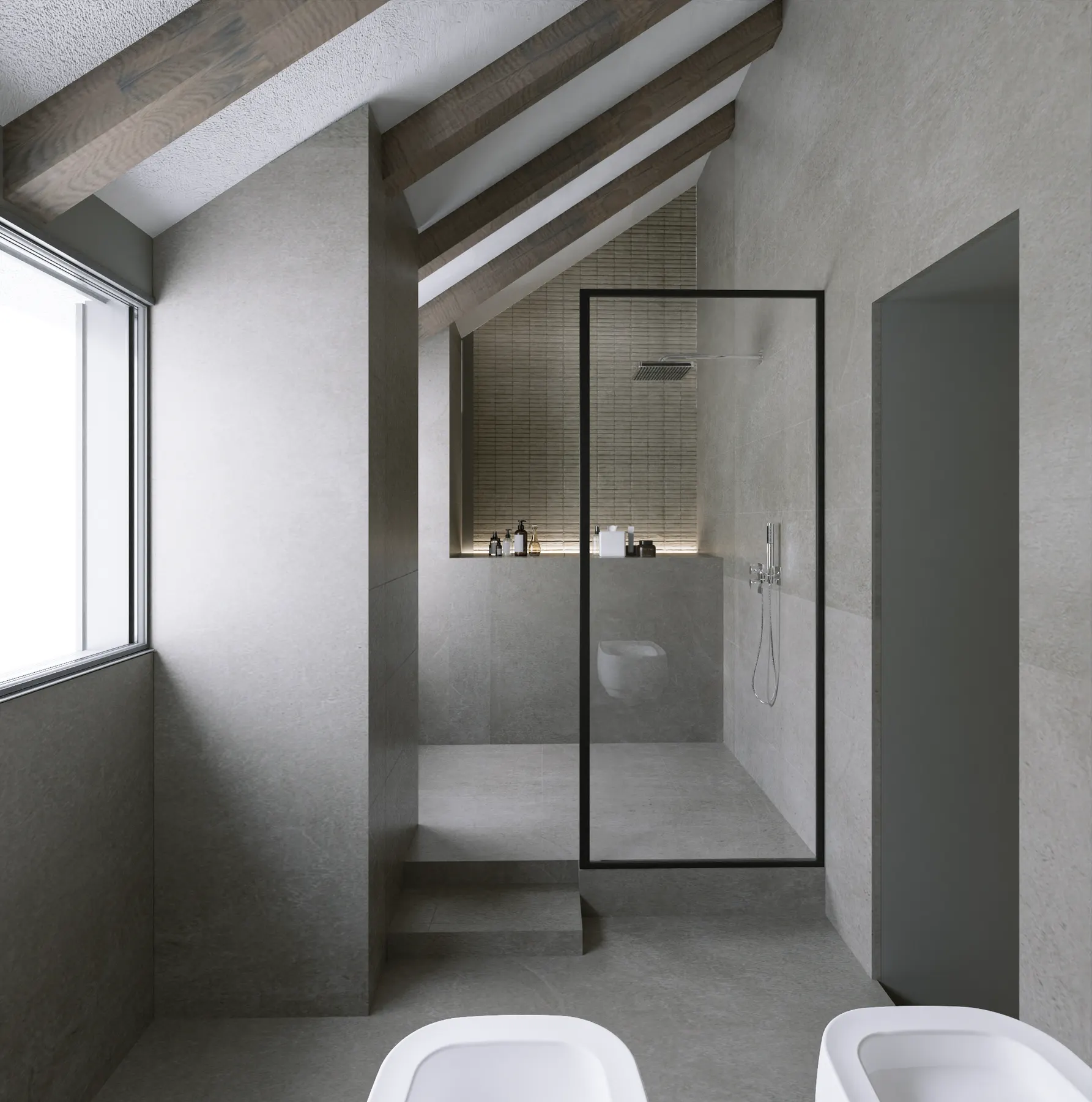 Bagno sotto falda in gres effetto pietra con doccia e travi a vista